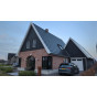 kunststof unipanel bouwpaneel op gevel van woning