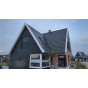 huis bekleed met kunststof unipanel bouwpaneel